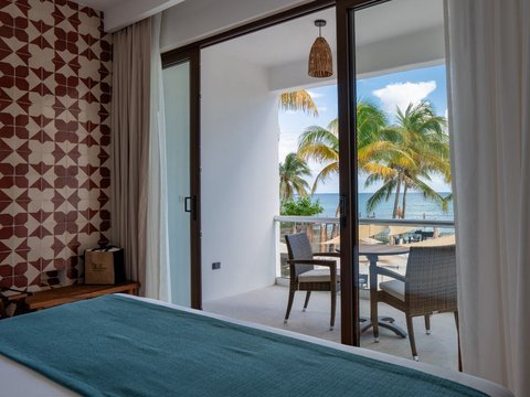 OCEANVIEW ROOM