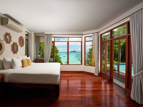 Two Bedroom Oceanview Hillside Pool Villa