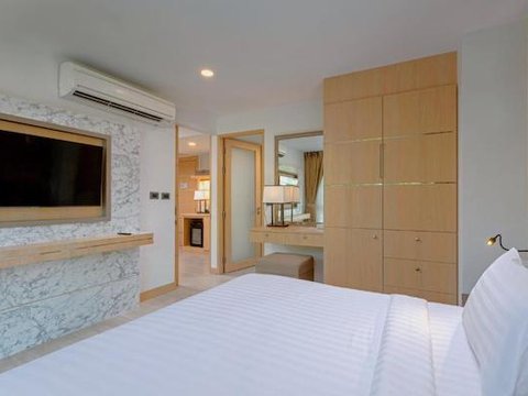 One Bedroom  Marina Suite