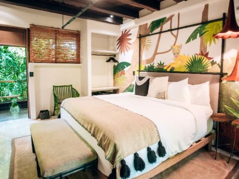 Junior Jungle Suite with Plunge Pool