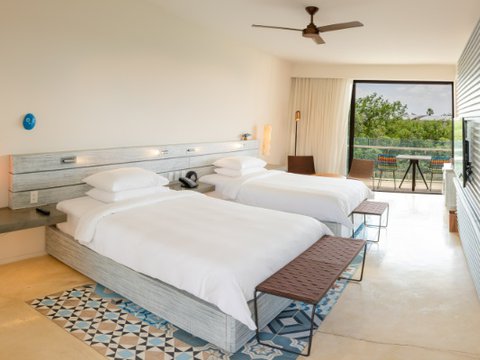 2 Double Beds Lagoon view