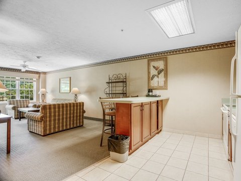 WILLOWBROOK ONE BEDROOM WITH HOT TUB