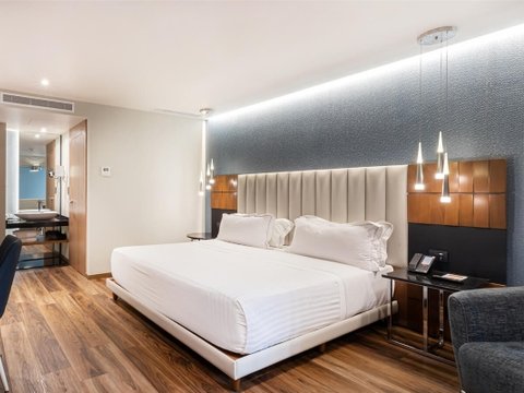 Whether for a business trip or a relaxing experience, we offer you a memorable rest in Tijuana.
