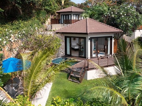 Beachfront Pool Villa