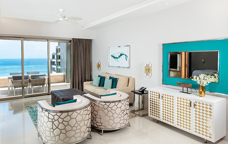Two Bedroom Suite Ocean View 1 King Bed + 2 Queen Beds - 1,980 avg. sq. ft