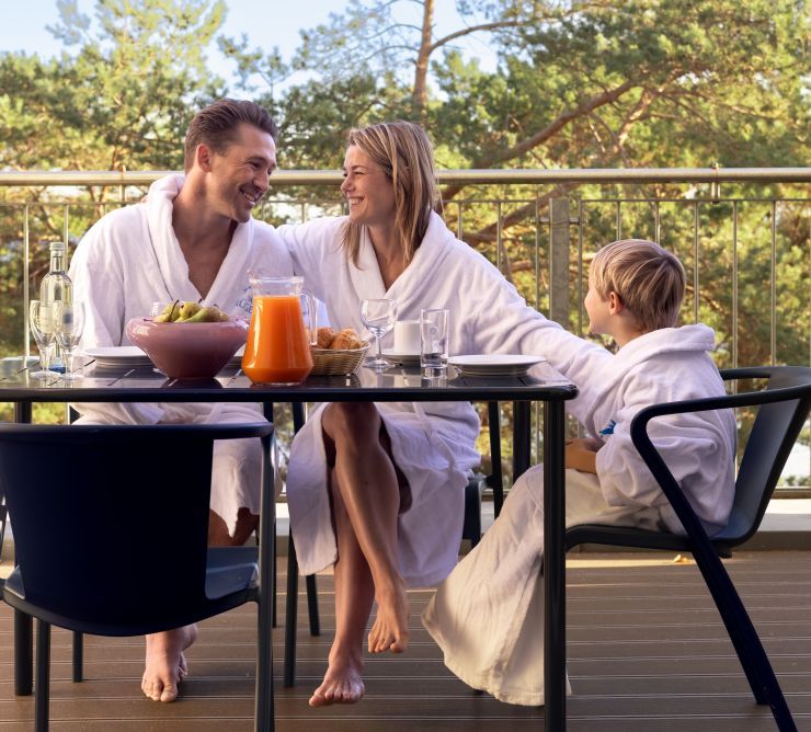 experiencia.fotoTitulo?split('##')[imagen?index]