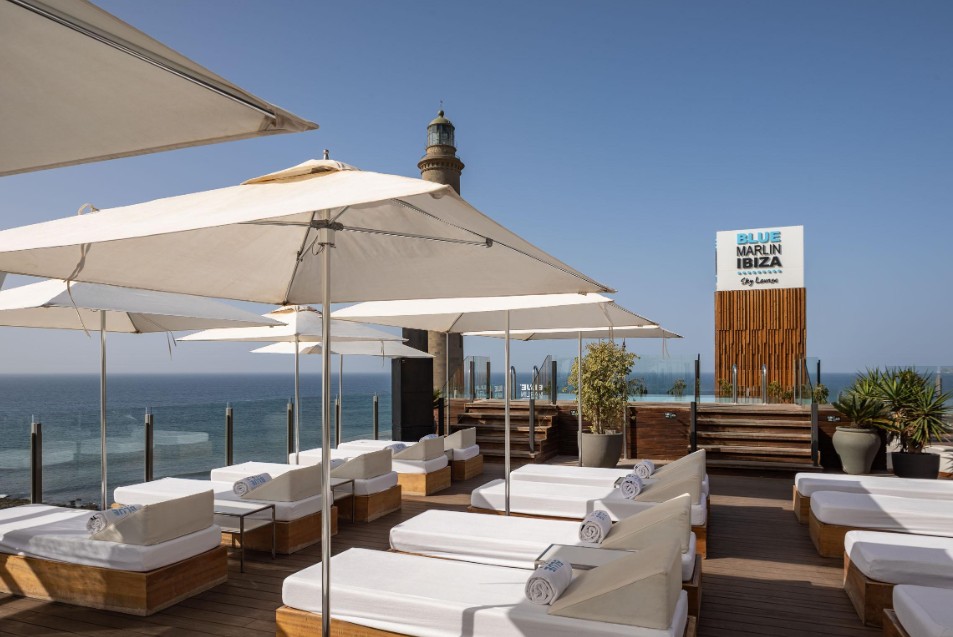 experiencia.fotoTitulo?split('##')[imagen?index]